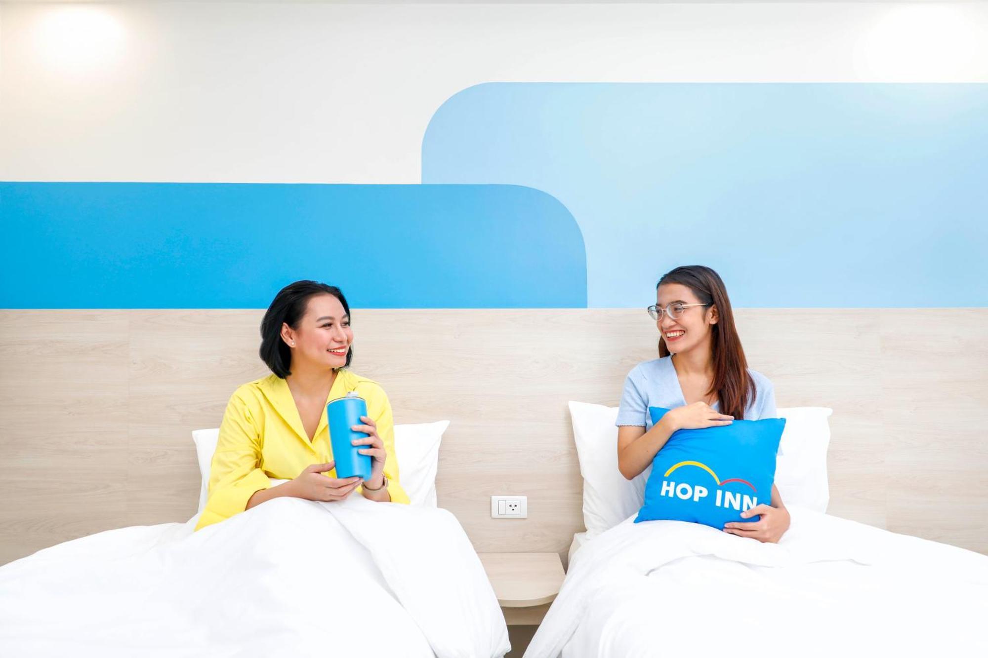 Hop Inn Hotel Iloilo Екстериор снимка